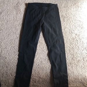 Black leggings